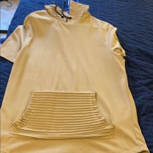 Brown short sleeve hoodie shirt